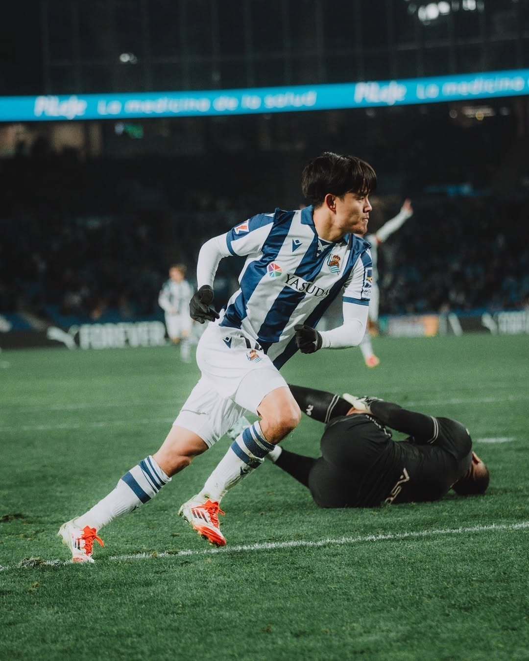 包含转会期皇家社会备战西甲，临场应变细节曝光，话题不断，年轻球员得到机会的词条虎扑体育社区