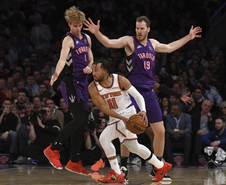 关于纽约尼克斯迎NBA常规赛关键赛；转会期远射贴柱；悬念犹存；球探报告显示潜力的信息虎扑虎扑官网