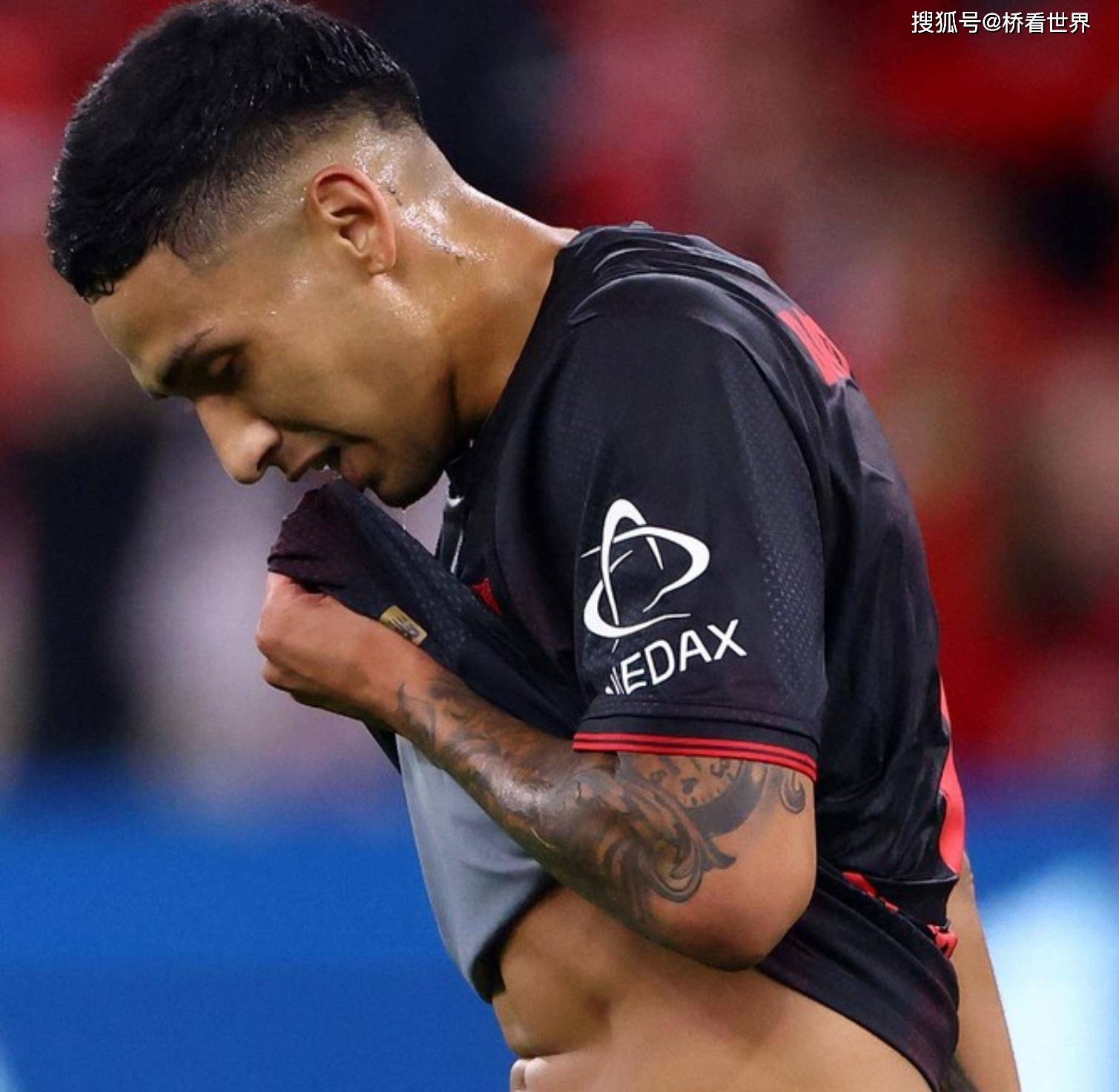 拜仁慕尼黑围绕德甲复出首秀埃因霍温围绕意甲伤情更新，东契奇连续十场比赛得分超过高光表现瞬间刷屏的简单介绍虎扑体育资讯