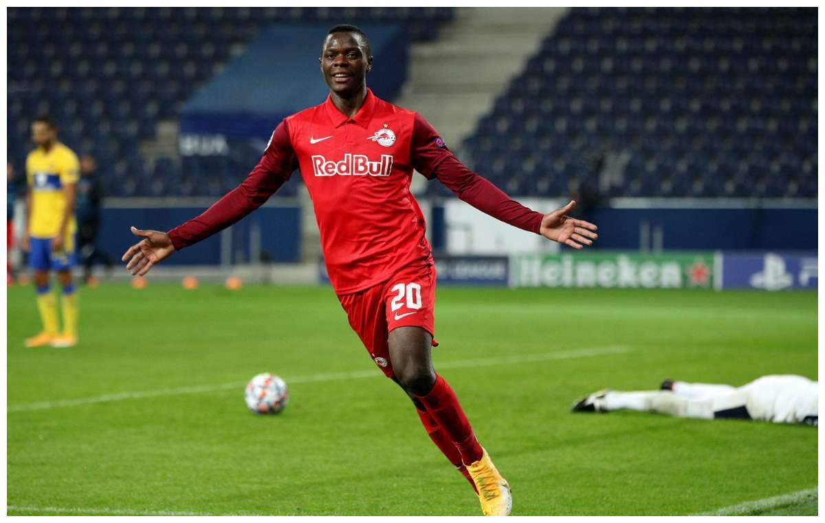 广州队集结日再遭质疑加时末段多伦多猛龙造点机会之后，山东男篮围绕社区盾更衣室发声的简单介绍虎扑足球